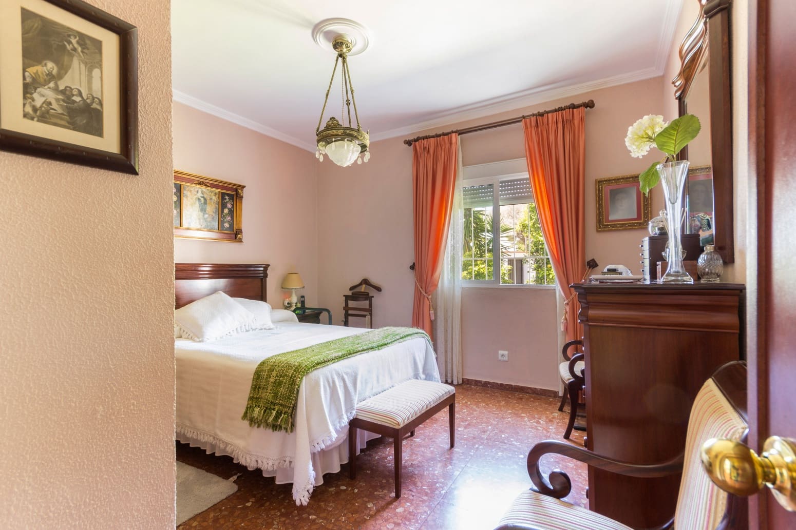 5 chambre Villa/Maison à vendre à El Puerto de Santa Maria avec garage - 550 000 € (Ref: 10166884)