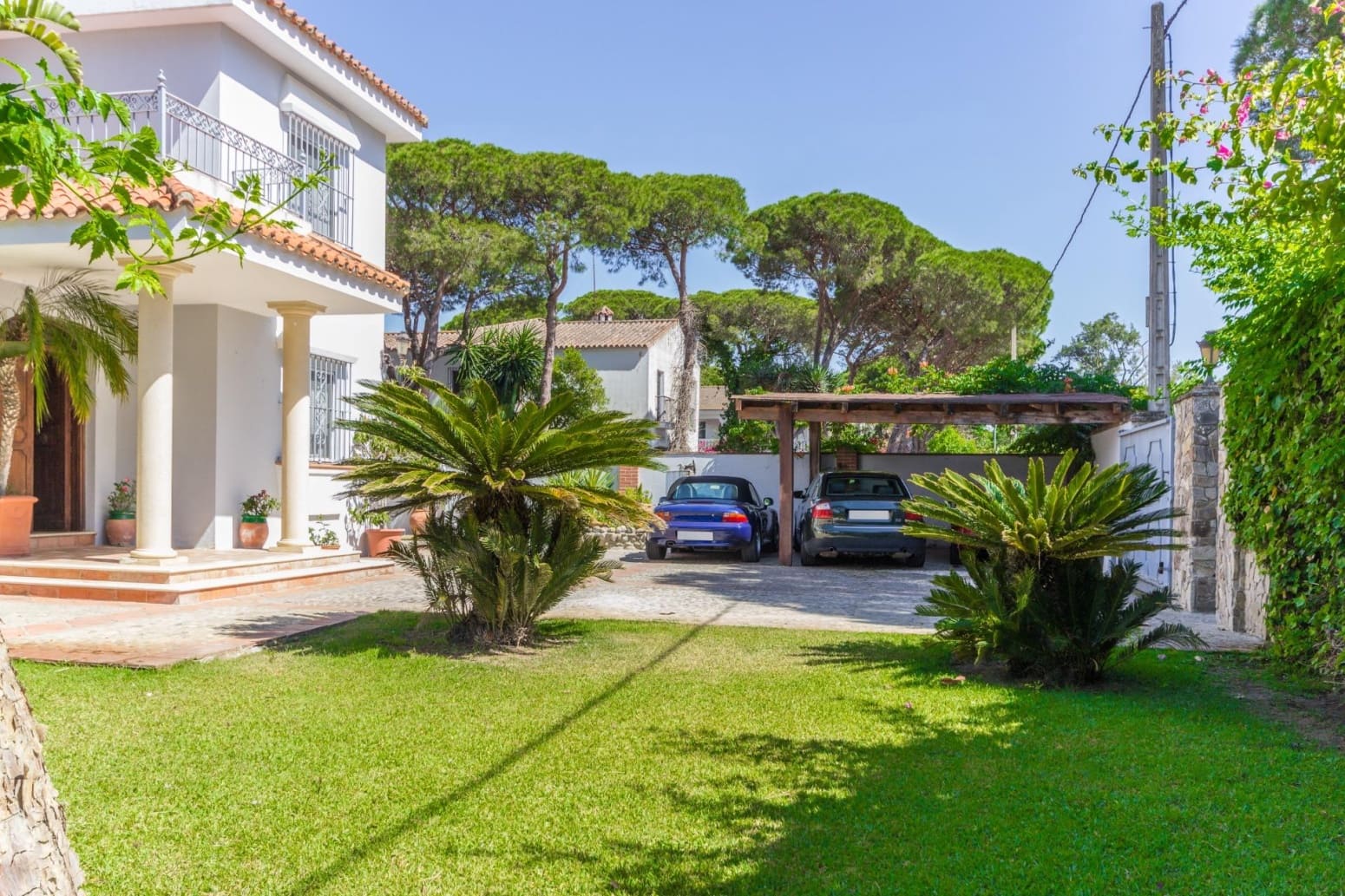 5 makuuhuone Huvila myytävänä paikassa El Puerto de Santa Maria mukana uima-altaan 
autotalli - 990 000 € (Ref: 10166893)