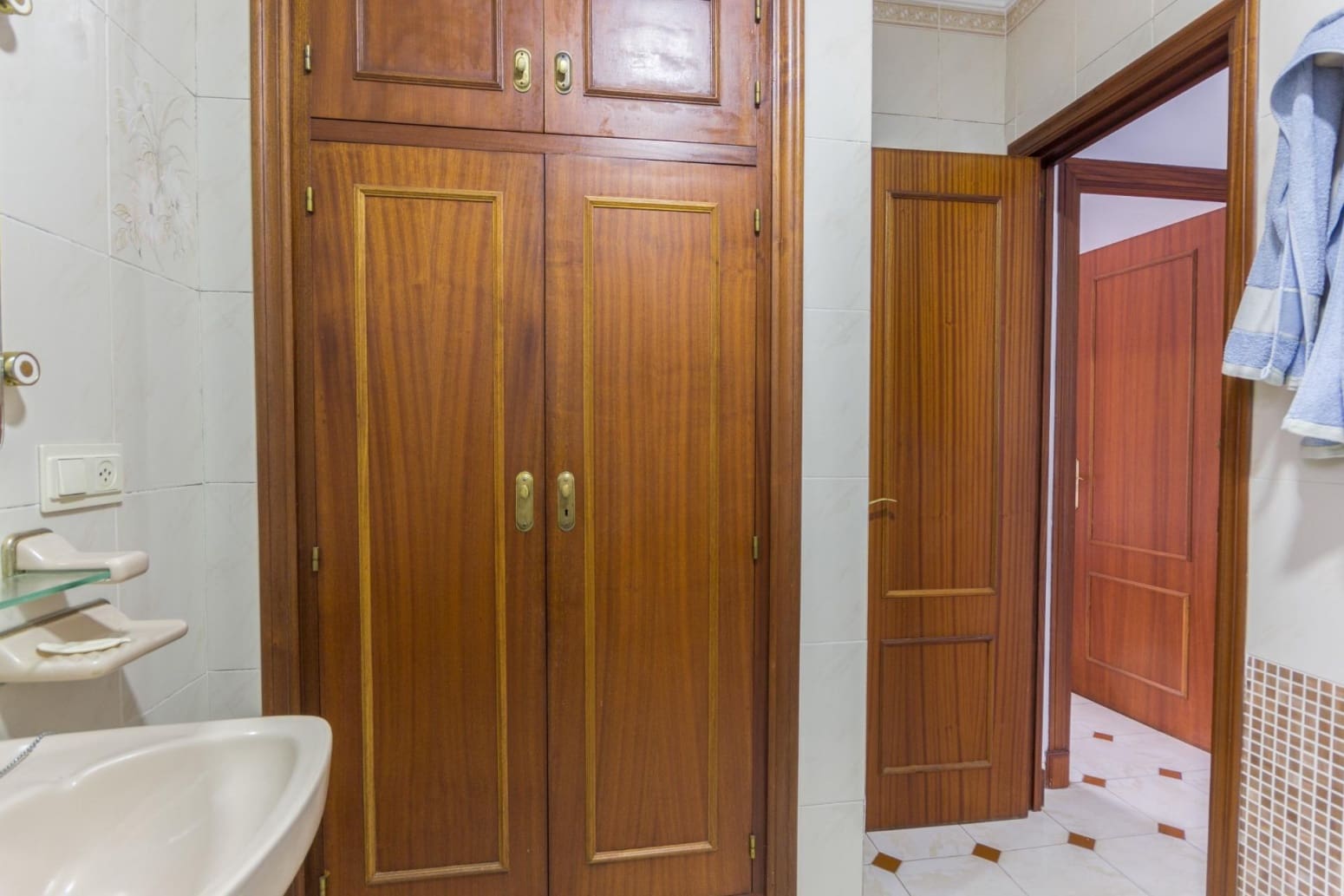 6 makuuhuone Huvila myytävänä paikassa El Puerto de Santa Maria mukana 
autotalli - 565 000 € (Ref: 10166894)