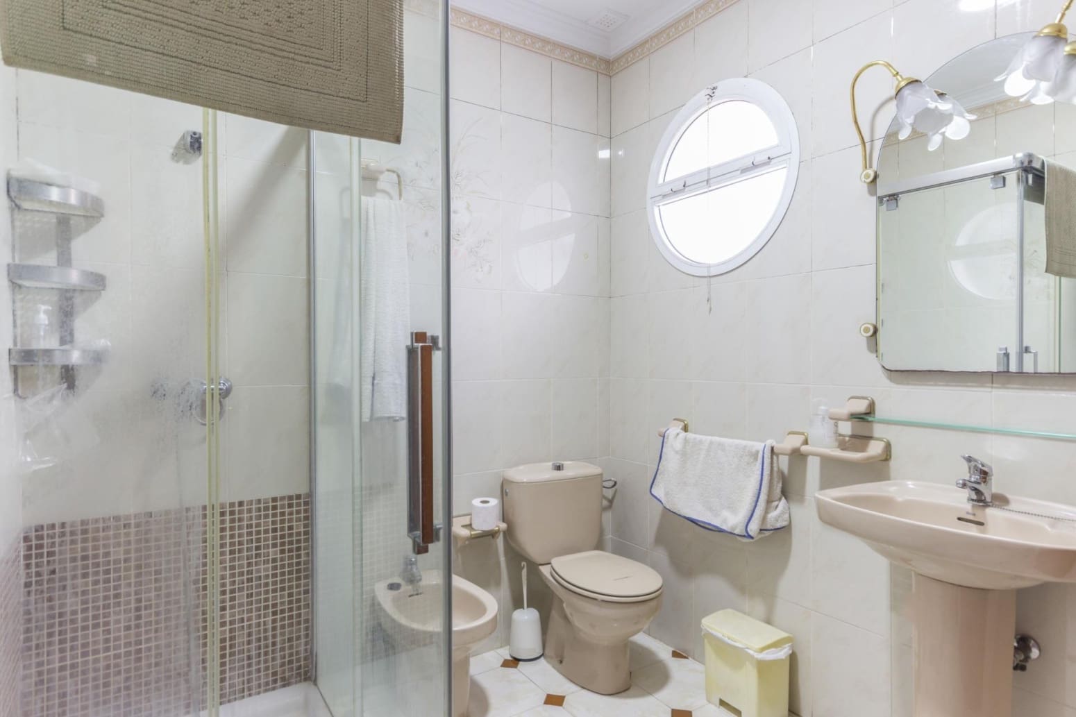 6 makuuhuone Huvila myytävänä paikassa El Puerto de Santa Maria mukana 
autotalli - 565 000 € (Ref: 10166894)