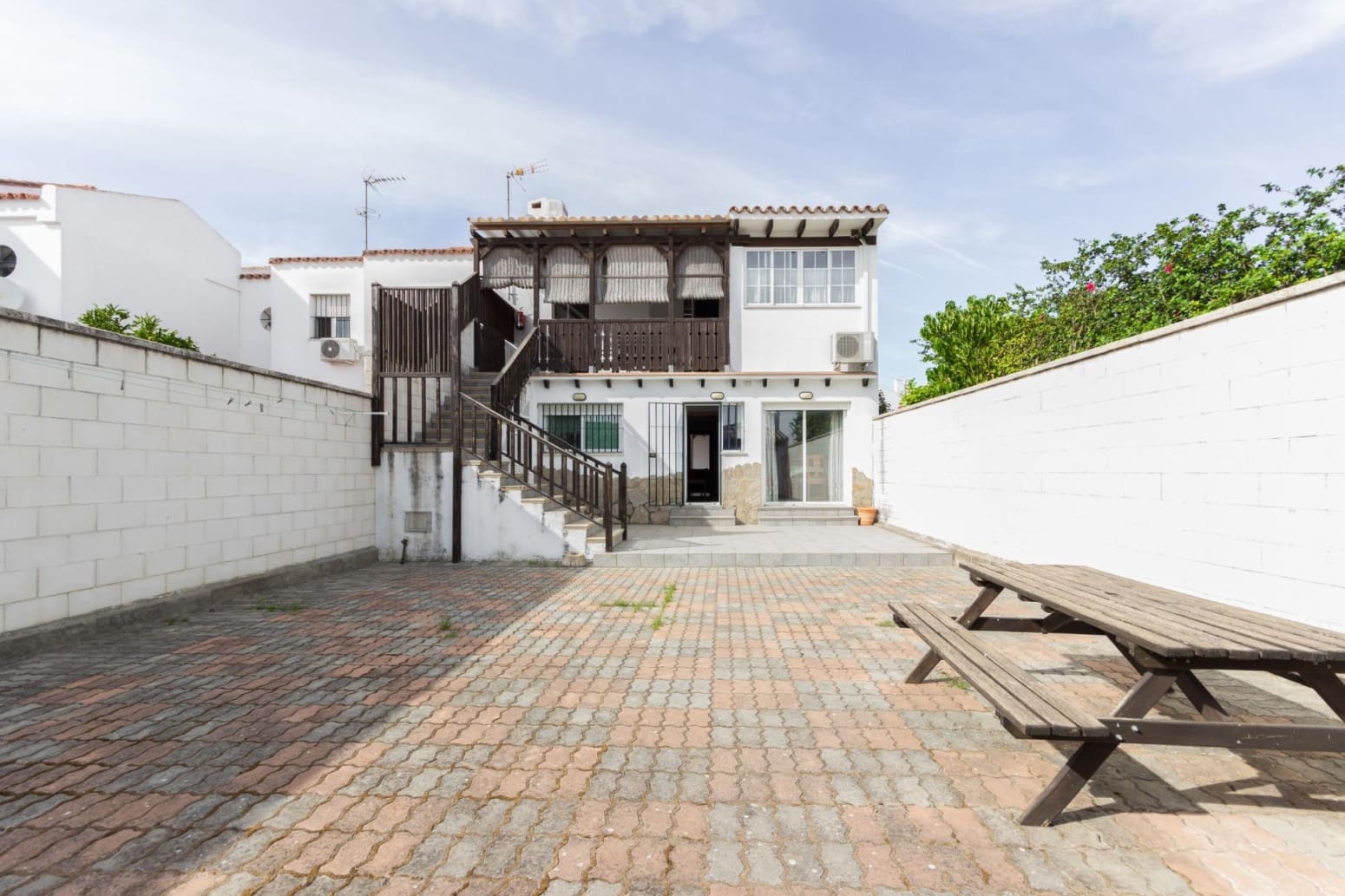 4 makuuhuone Huvila myytävänä paikassa El Puerto de Santa Maria mukana 
autotalli - 450 000 € (Ref: 10166896)