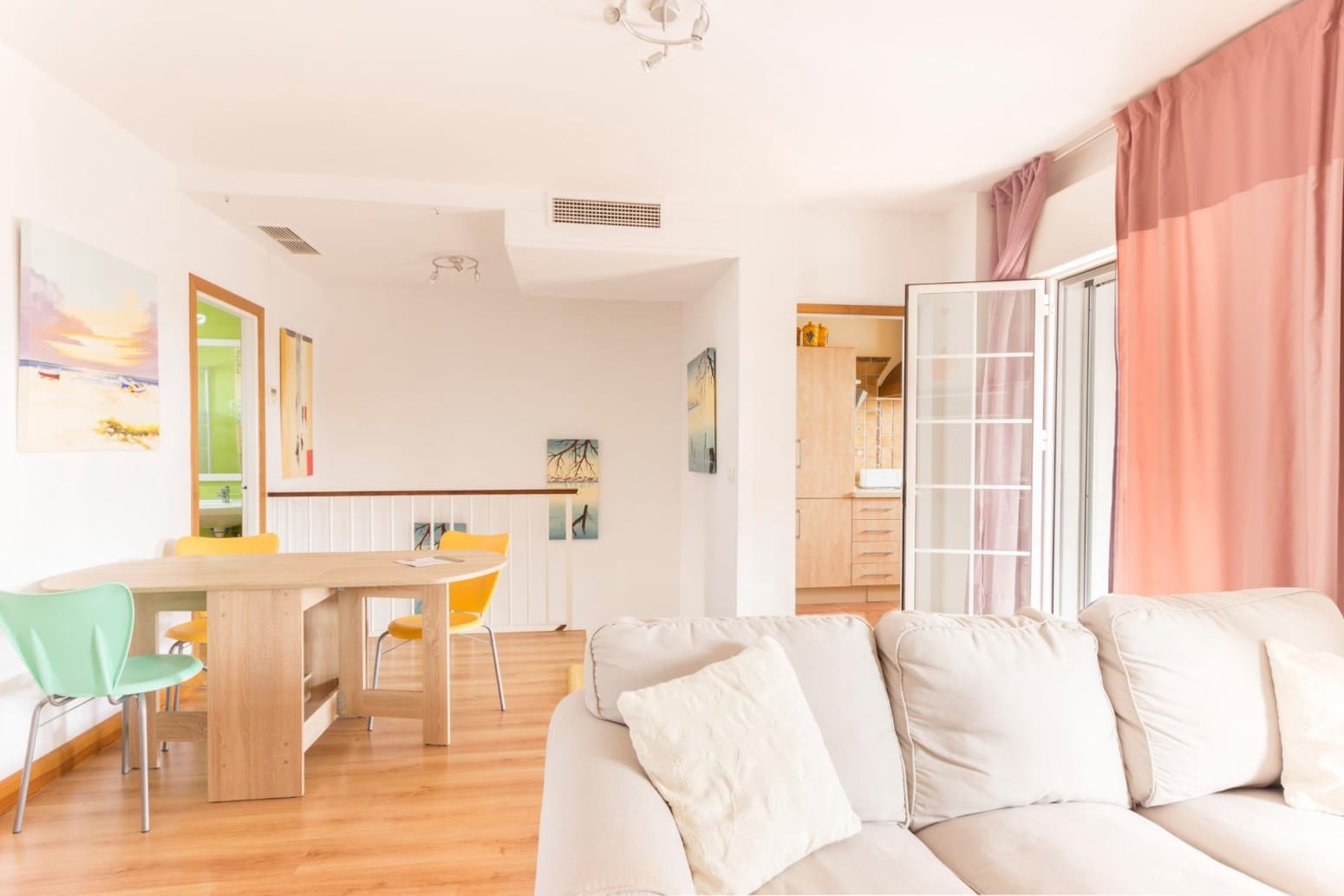 4 makuuhuone Huvila myytävänä paikassa El Puerto de Santa Maria mukana 
autotalli - 450 000 € (Ref: 10166896)