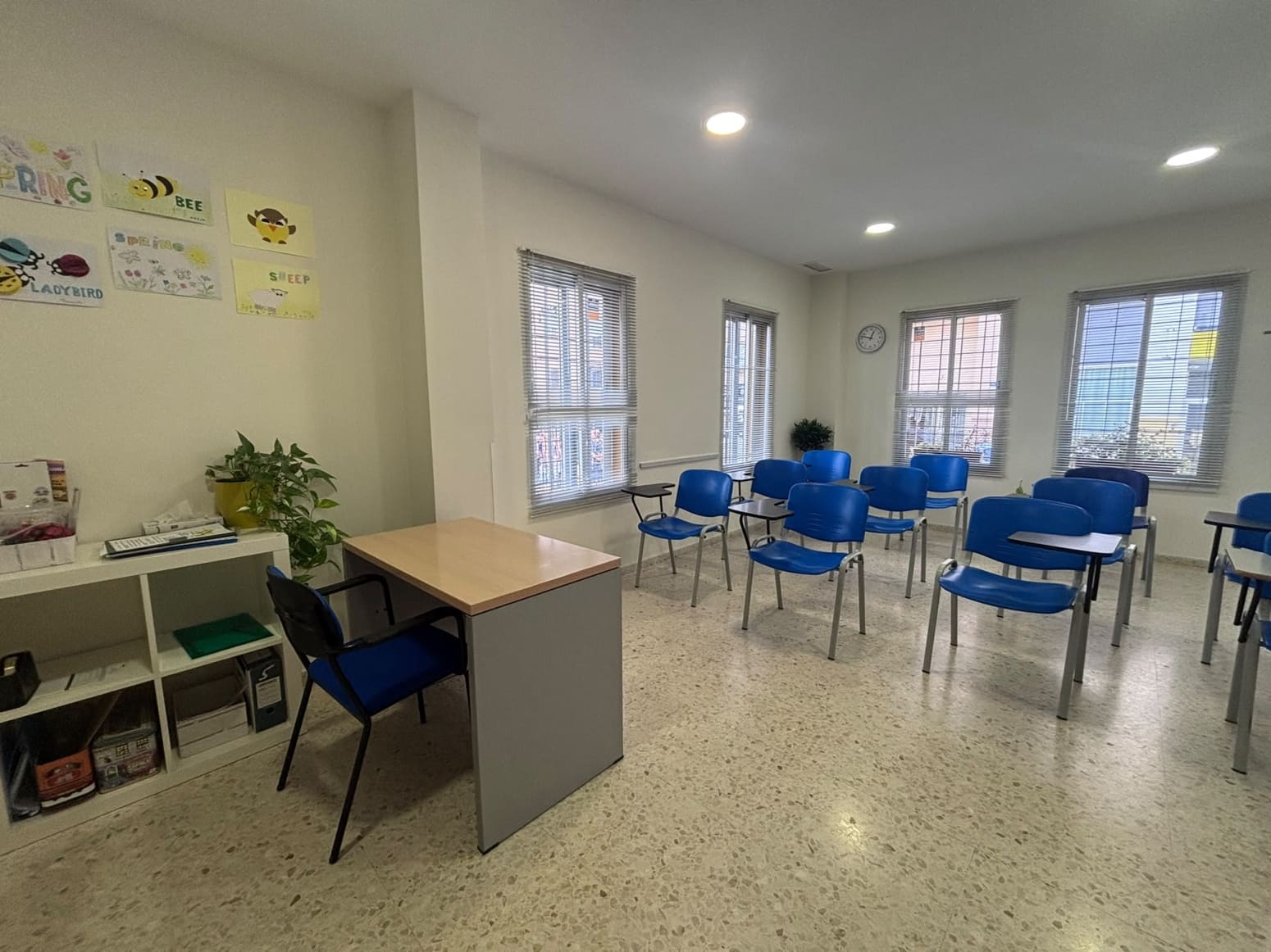 Local Comercial de 13 habitaciones en El Puerto de Santa María en venta - 450.000 € (Ref: 10166898)