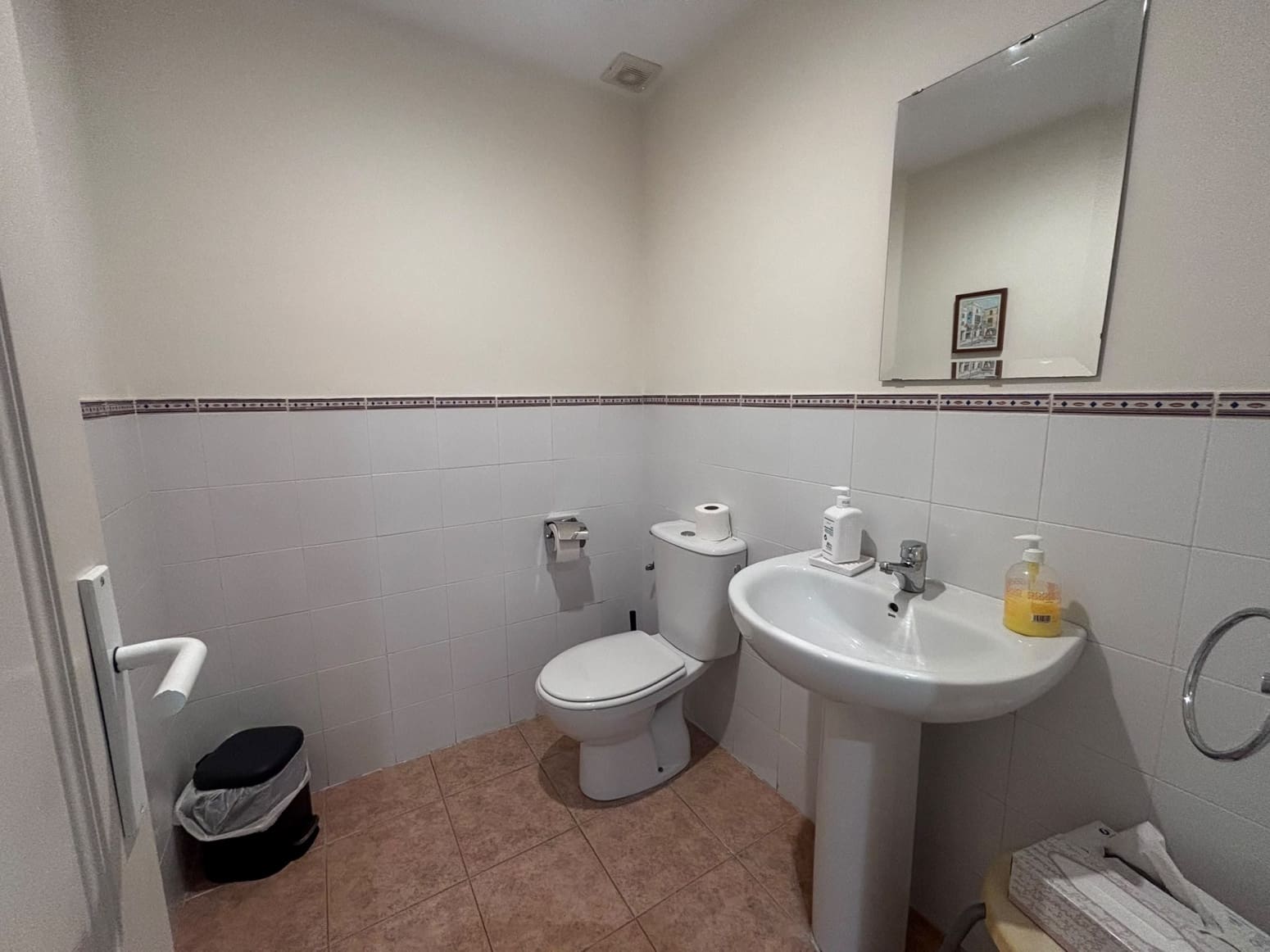 Local Comercial de 13 habitaciones en El Puerto de Santa María en venta - 450.000 € (Ref: 10166898)