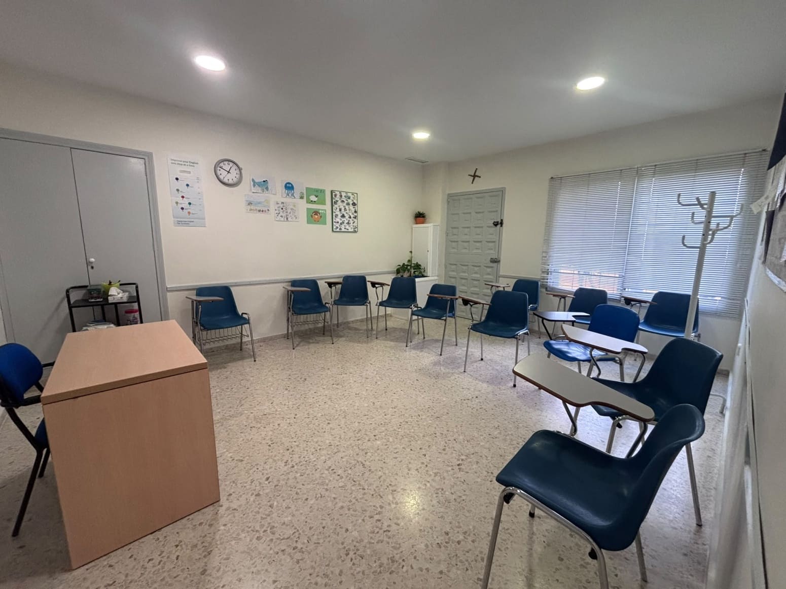 Local Comercial de 13 habitaciones en El Puerto de Santa María en venta - 450.000 € (Ref: 10166898)
