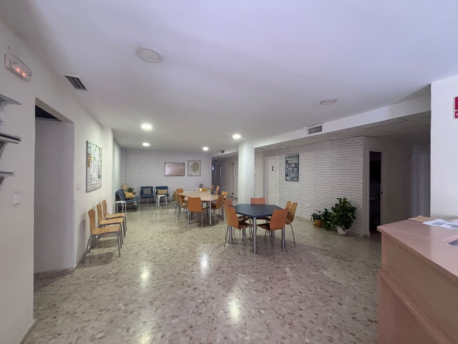 Local Comercial de 13 habitaciones en El Puerto de Santa María en venta - 450.000 € (Ref: 10166898)