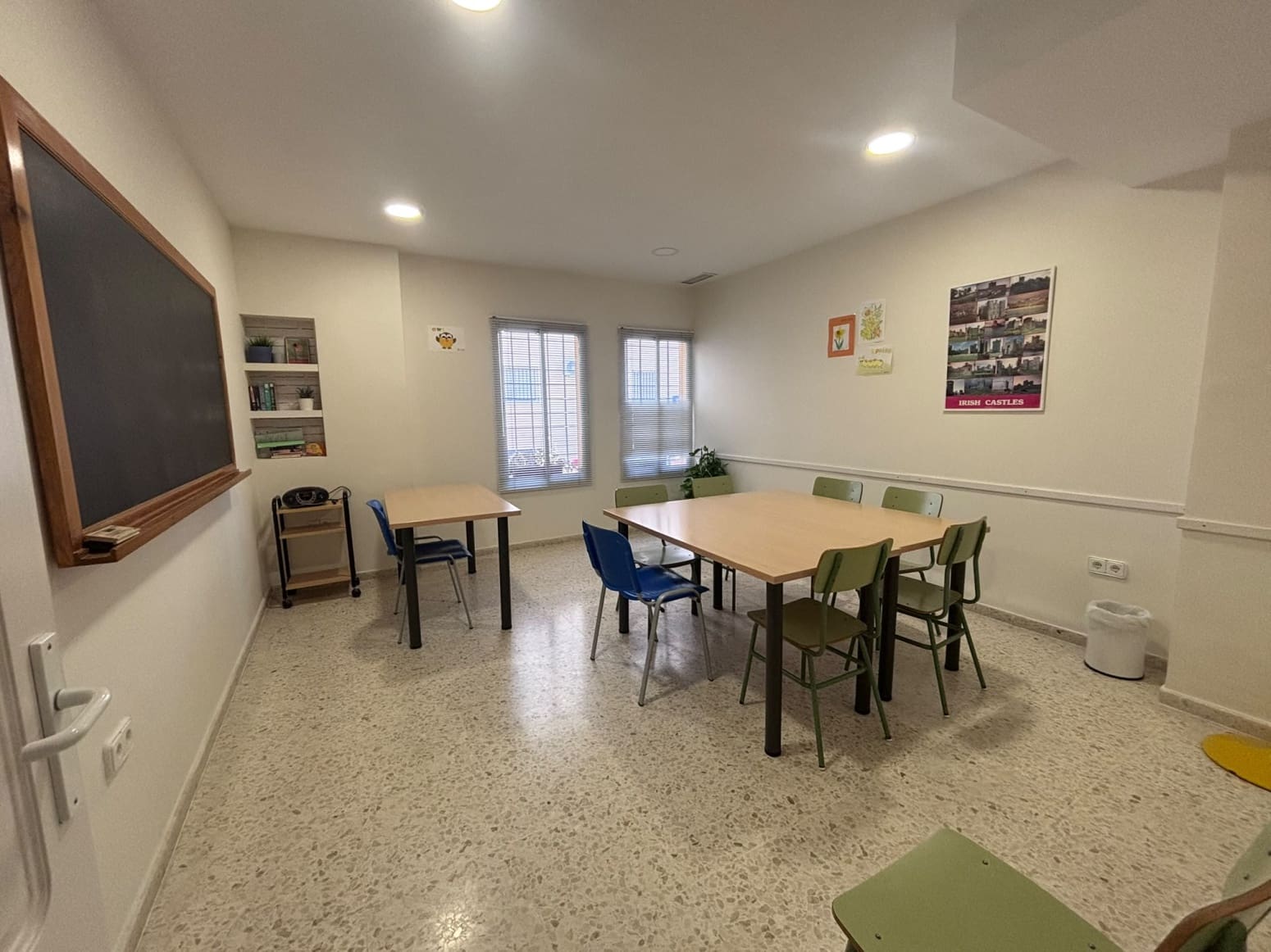 Local Comercial de 13 habitaciones en El Puerto de Santa María en venta - 450.000 € (Ref: 10166898)