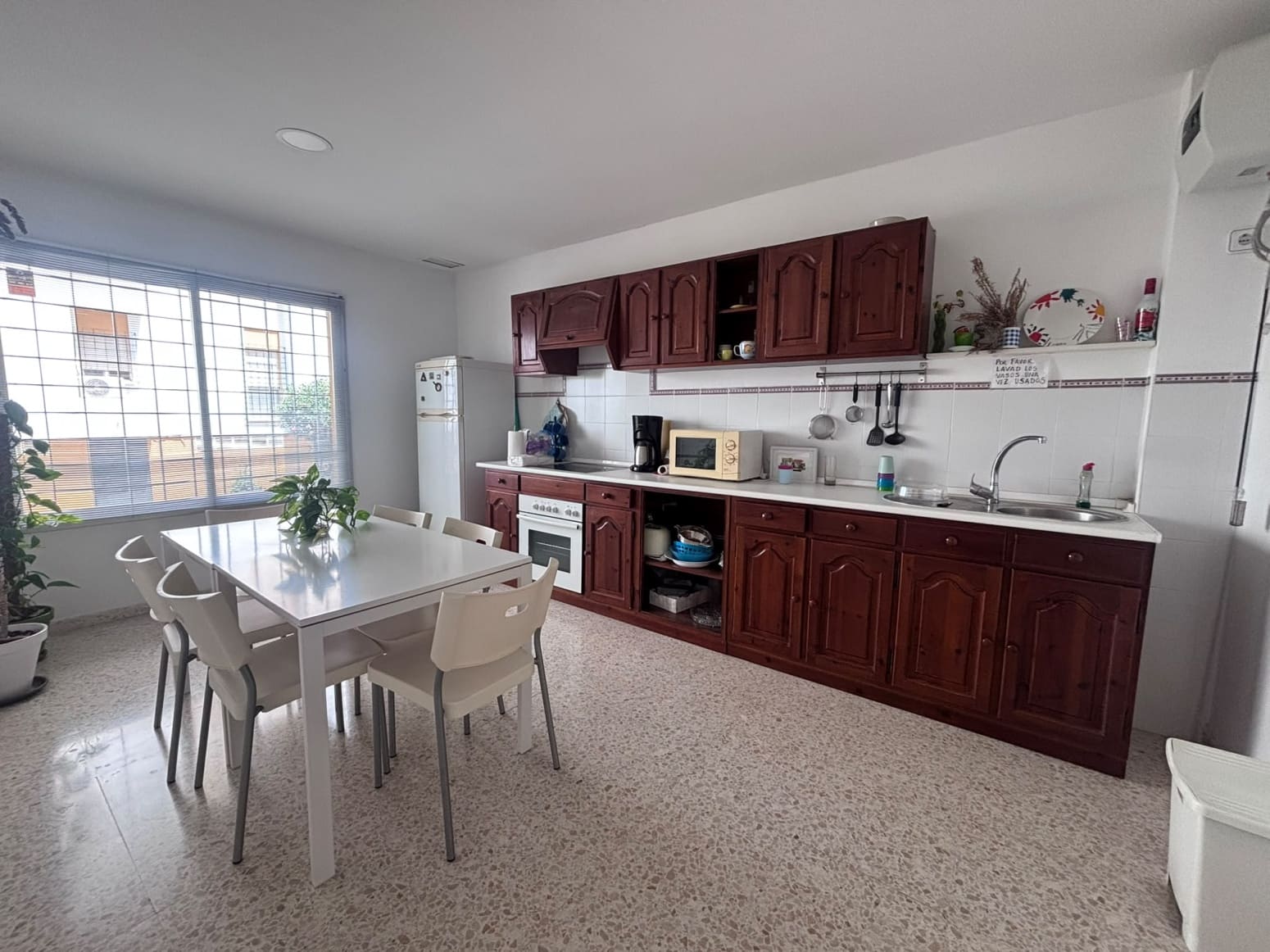 Local Comercial de 13 habitaciones en El Puerto de Santa María en venta - 450.000 € (Ref: 10166898)