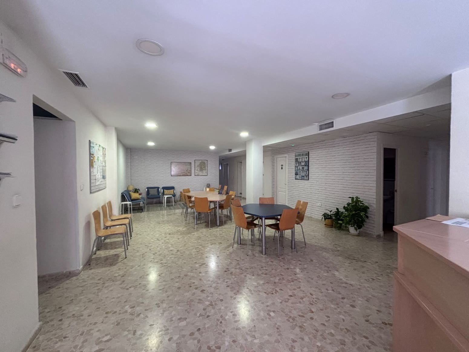 Local Comercial de 13 habitaciones en El Puerto de Santa María en venta - 450.000 € (Ref: 10166898)