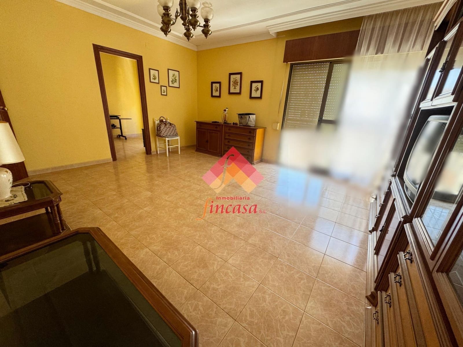 4 bedroom Flat for sale in Ronda with garage - € 220,000 (Ref: 10155765)