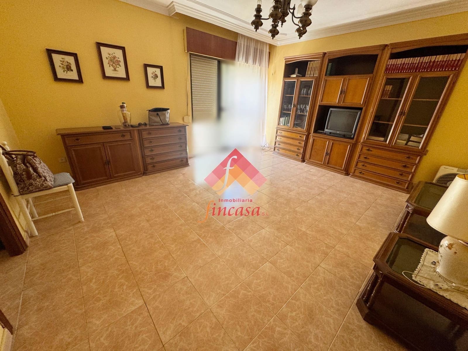 4 bedroom Flat for sale in Ronda with garage - € 220,000 (Ref: 10155765)