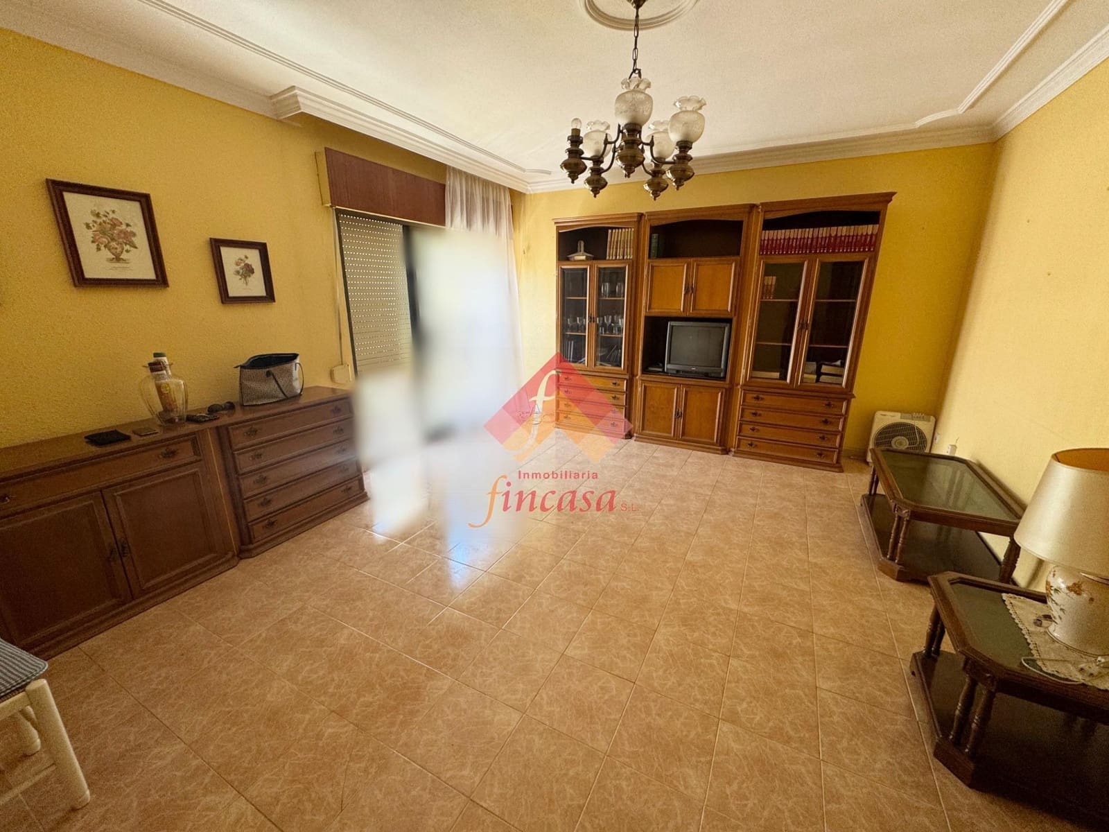 4 bedroom Flat for sale in Ronda with garage - € 220,000 (Ref: 10155765)