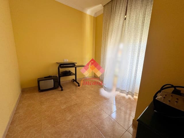 4 Zimmer Wohnung zu verkaufen in Ronda mit Garage - 220.000 € (Ref: 10155765)