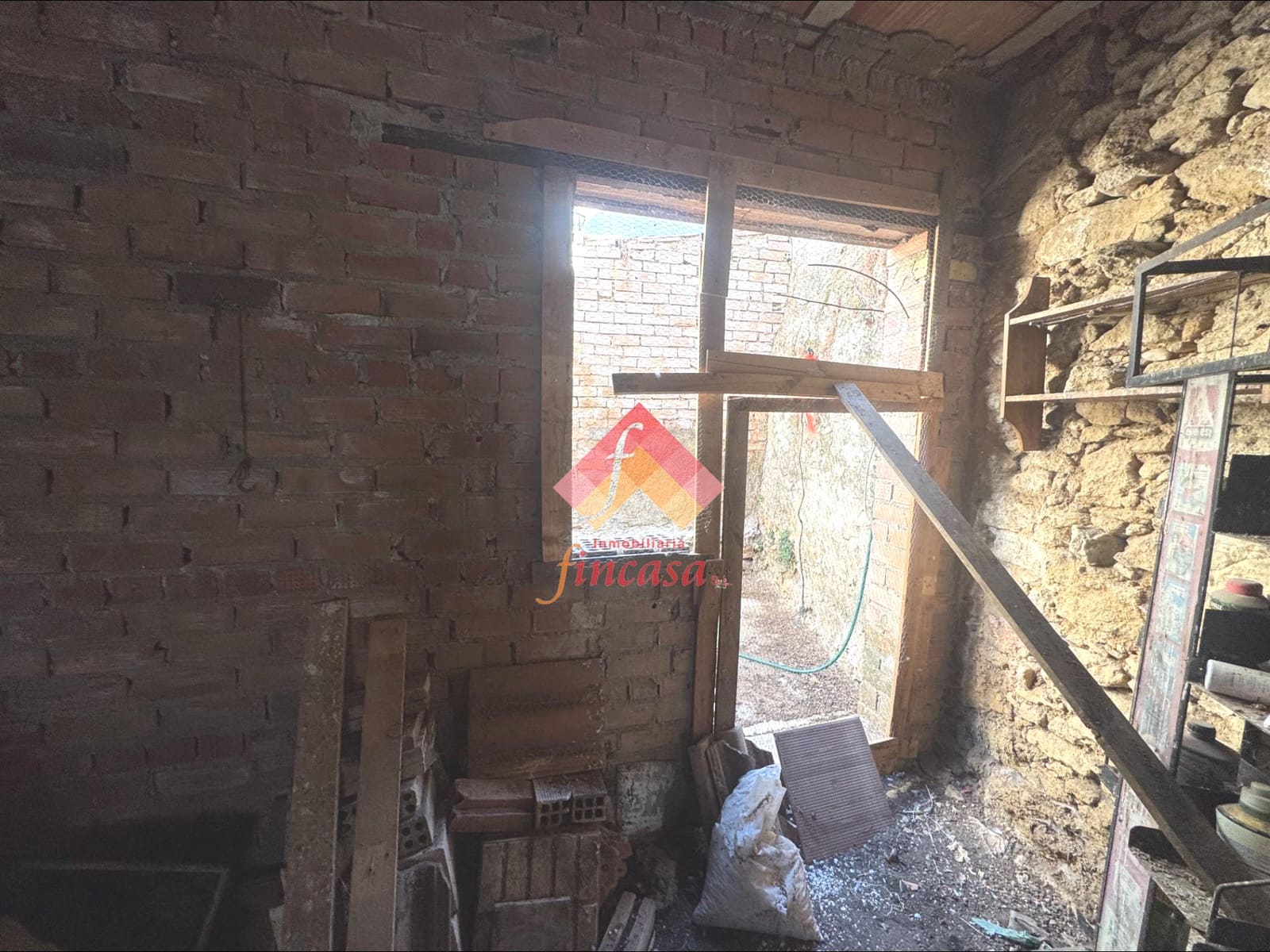 Townhouse for sale in Arriate - € 95,000 (Ref: 10155773)