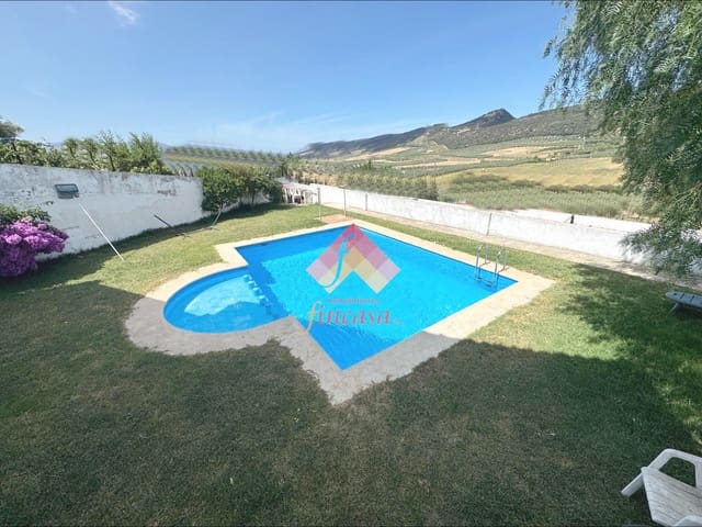3 sovrum Radhus till salu i Ronda med pool garage - 199 000 € (Ref: 10155774)