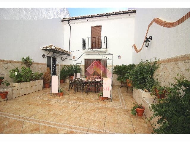 6 quarto Casa em Banda para venda em Ronda com garagem - 395 000 € (Ref: 10155775)