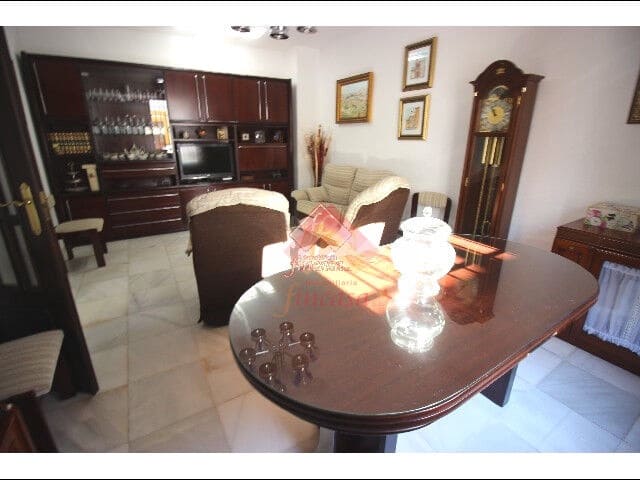 6 quarto Casa em Banda para venda em Ronda com garagem - 395 000 € (Ref: 10155775)