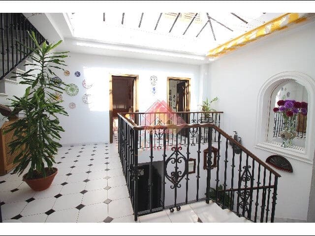6 quarto Casa em Banda para venda em Ronda com garagem - 395 000 € (Ref: 10155775)
