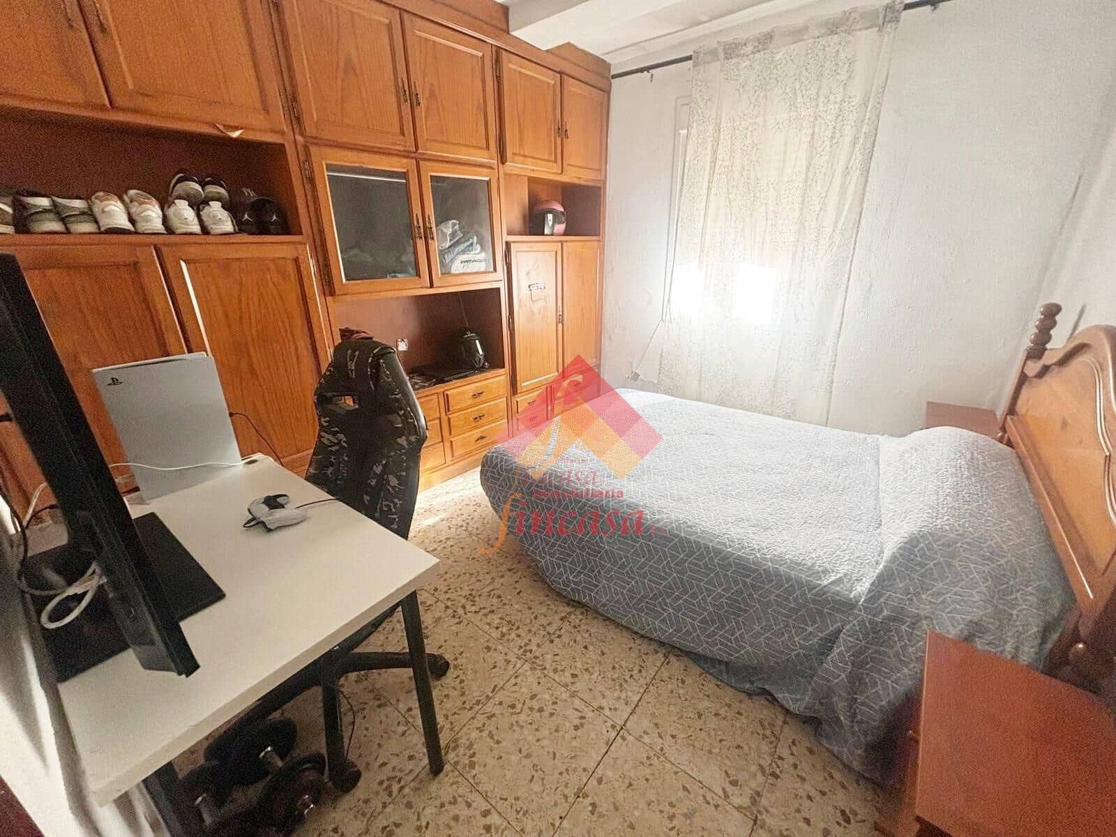 3 bedroom Flat for sale in Ronda - € 150,000 (Ref: 10155777)