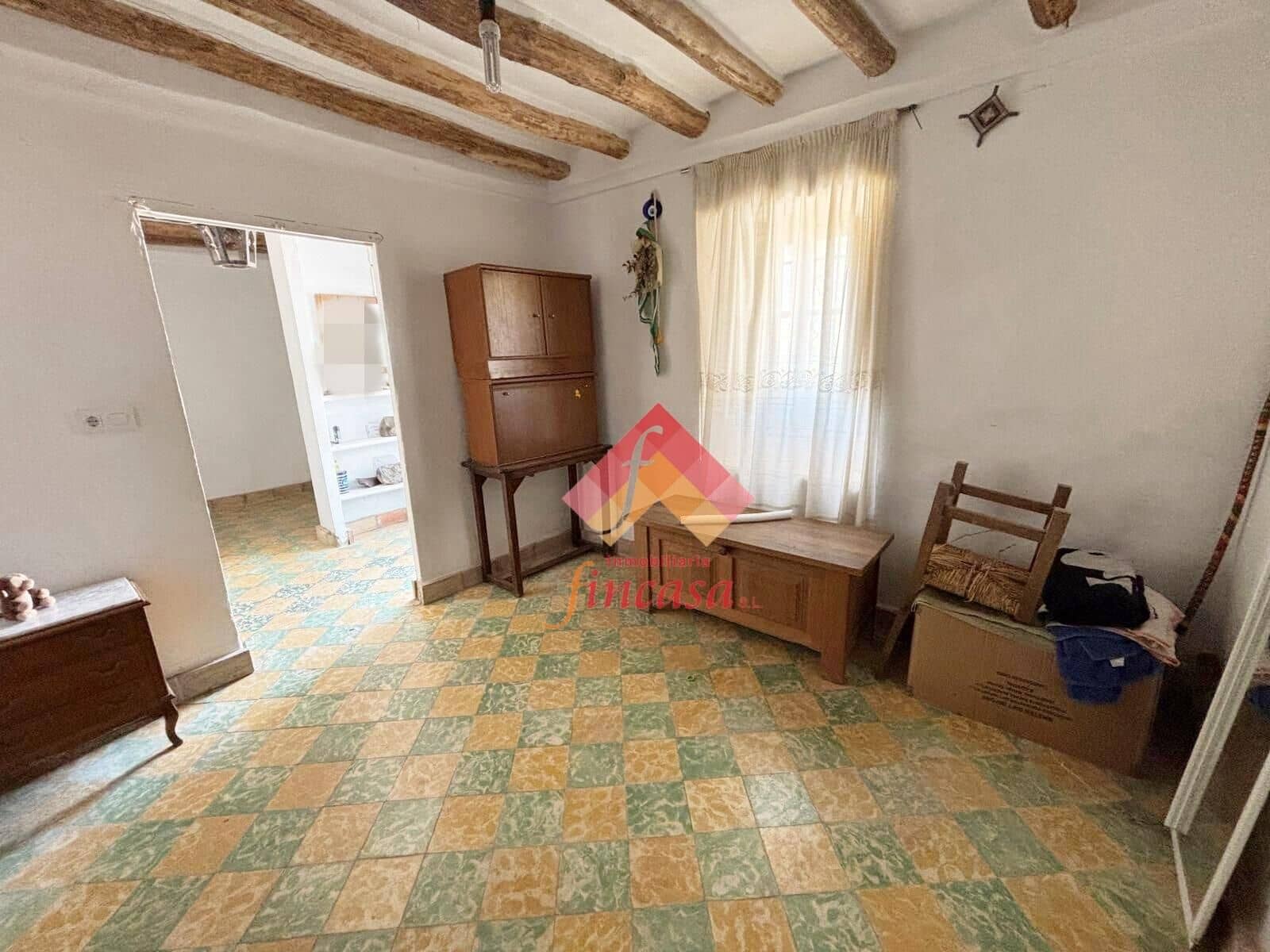 5 slaapkamer Huis te koop in Arriate met garage - € 159.000 (Ref: 10173982)