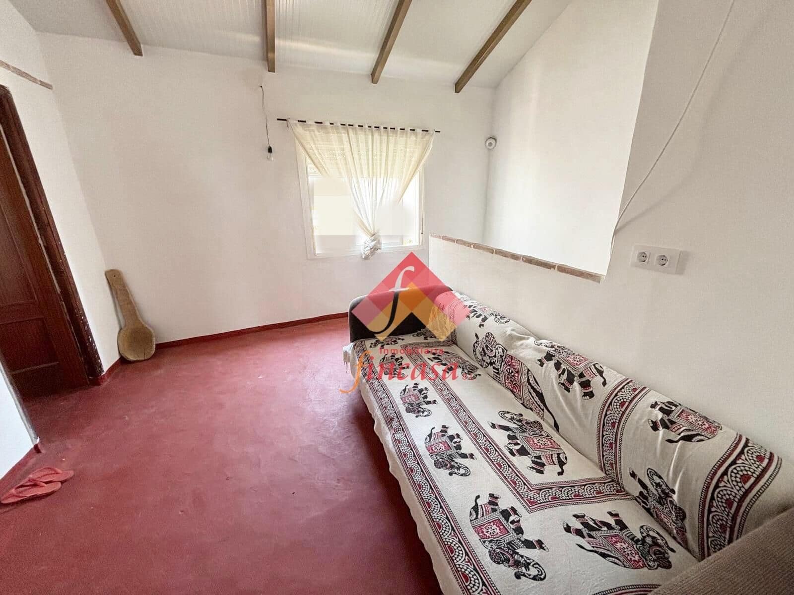 5 slaapkamer Huis te koop in Arriate met garage - € 159.000 (Ref: 10173982)