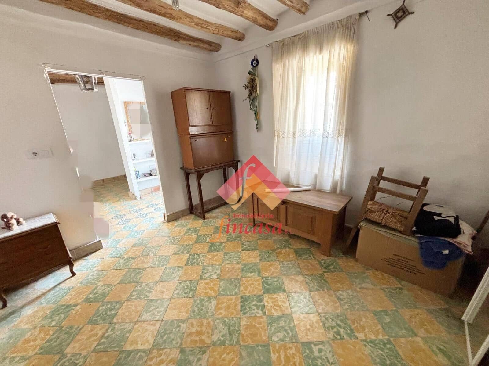 5 slaapkamer Huis te koop in Arriate met garage - € 159.000 (Ref: 10173982)