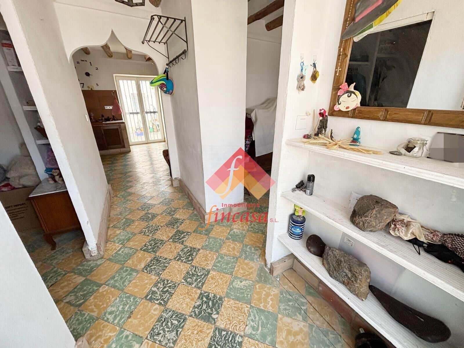 5 slaapkamer Huis te koop in Arriate met garage - € 159.000 (Ref: 10173982)
