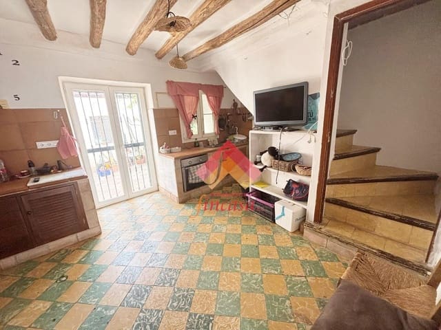 5 sovrum Hus till salu i Arriate med garage - 159 000 € (Ref: 10173982)