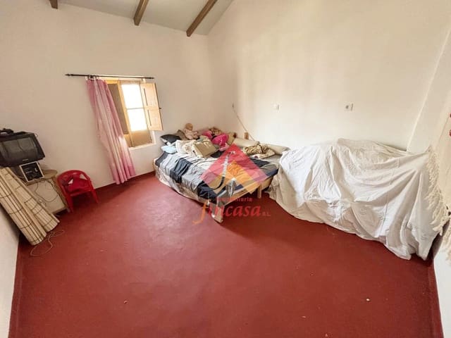 5 sovrum Hus till salu i Arriate med garage - 159 000 € (Ref: 10173982)