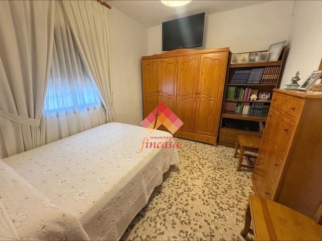 5 bedroom Villa for sale in Ronda with garage - € 360,000 (Ref: 10177187)