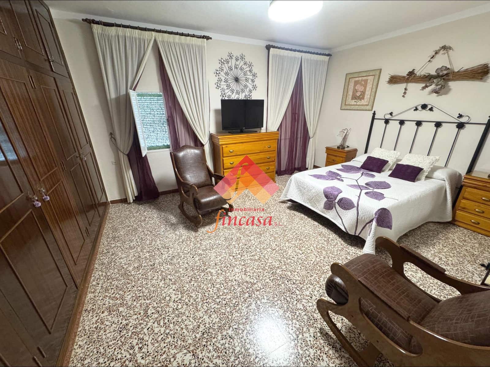 Chalet de 5 habitaciones en Ronda en venta con garaje - 360.000 € (Ref: 10177187)