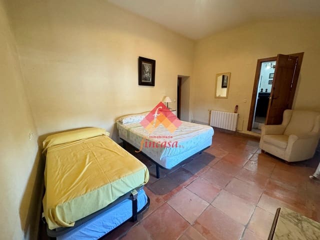 Chalet de 4 habitaciones en Ronda en alquiler con piscina garaje - 1.500 € (Ref: 10184985)