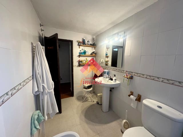 Chalet de 4 habitaciones en Ronda en alquiler con piscina garaje - 1.500 € (Ref: 10184985)