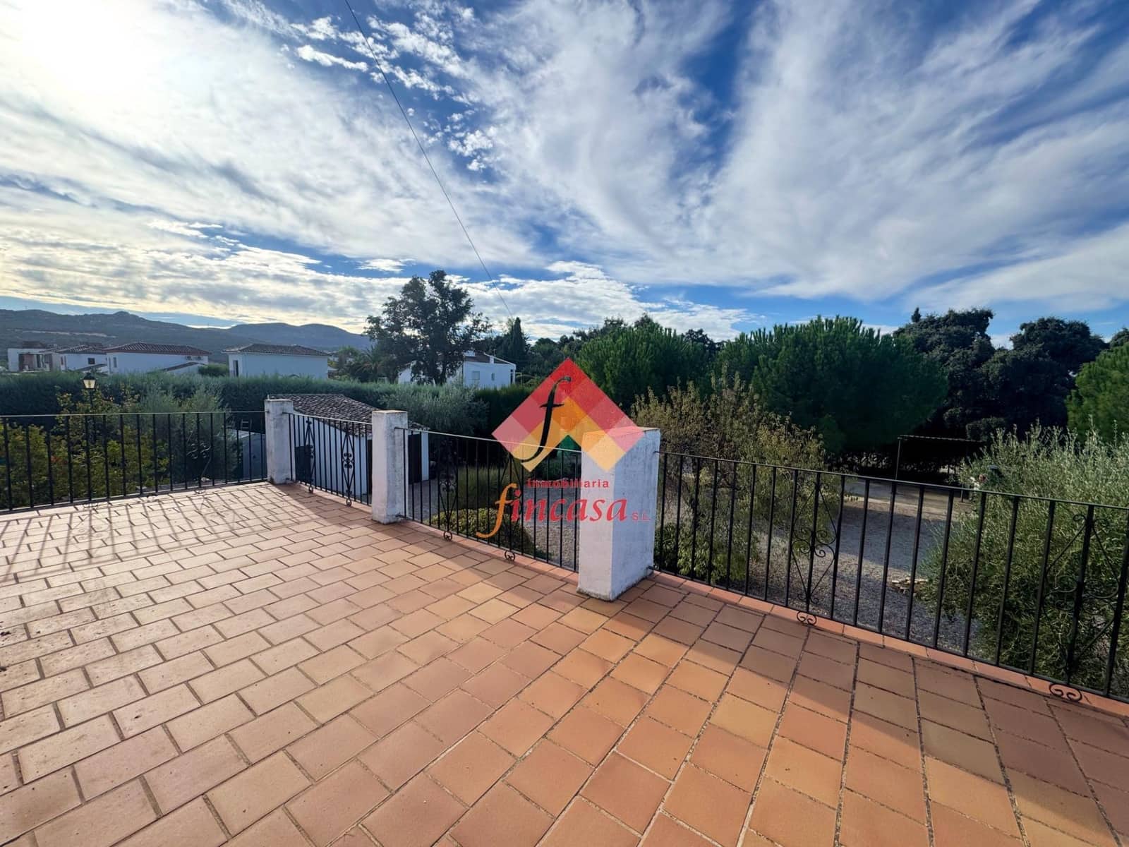 Chalet de 4 habitaciones en Ronda en alquiler con piscina garaje - 1.500 € (Ref: 10184985)