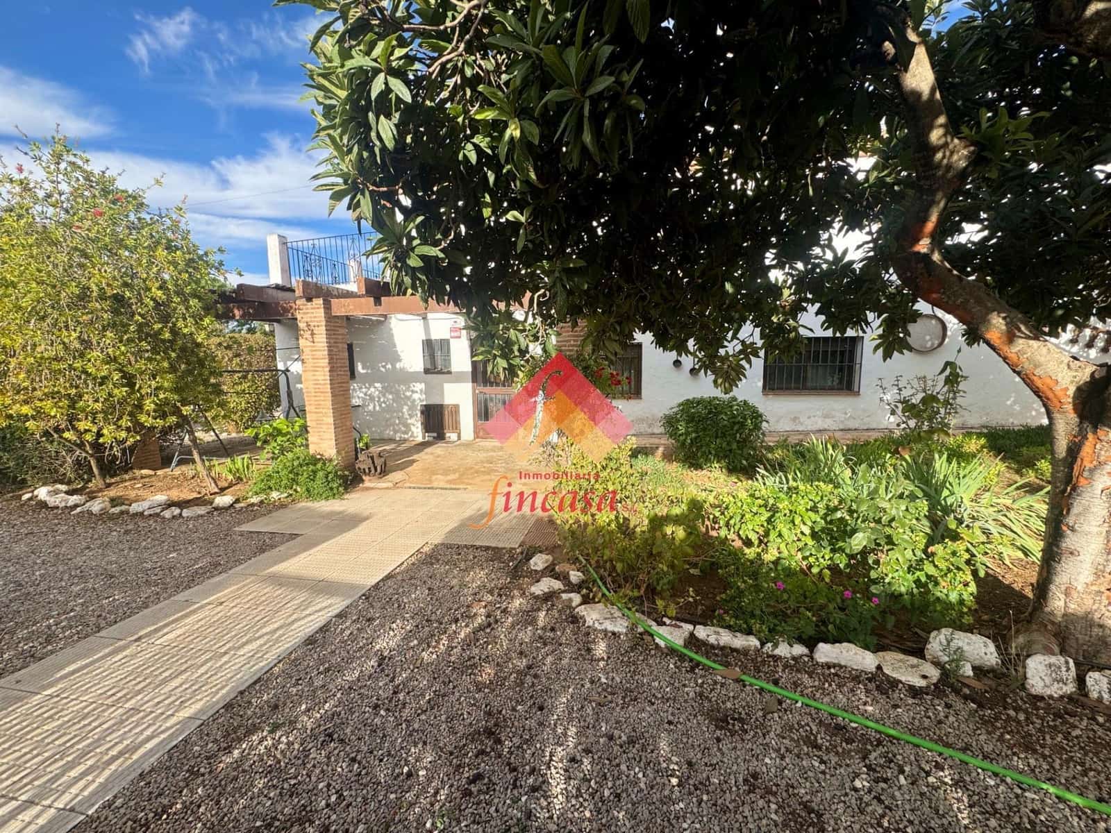 Chalet de 4 habitaciones en Ronda en alquiler con piscina garaje - 1.500 € (Ref: 10184985)