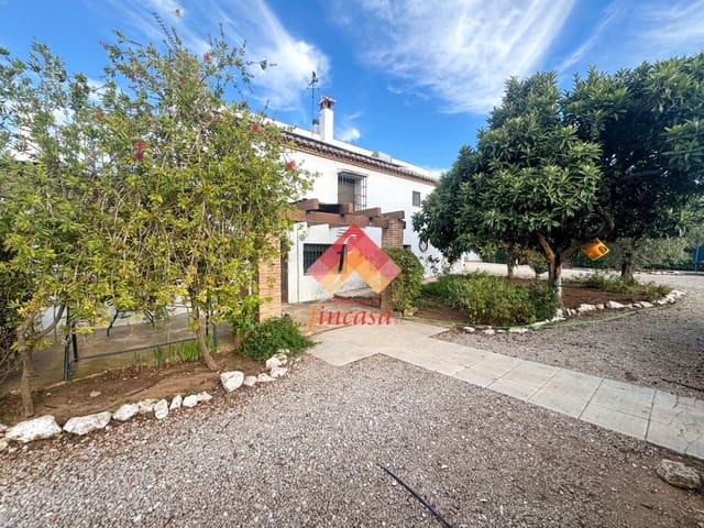 Chalet de 4 habitaciones en Ronda en alquiler con piscina garaje - 1.500 € (Ref: 10184985)