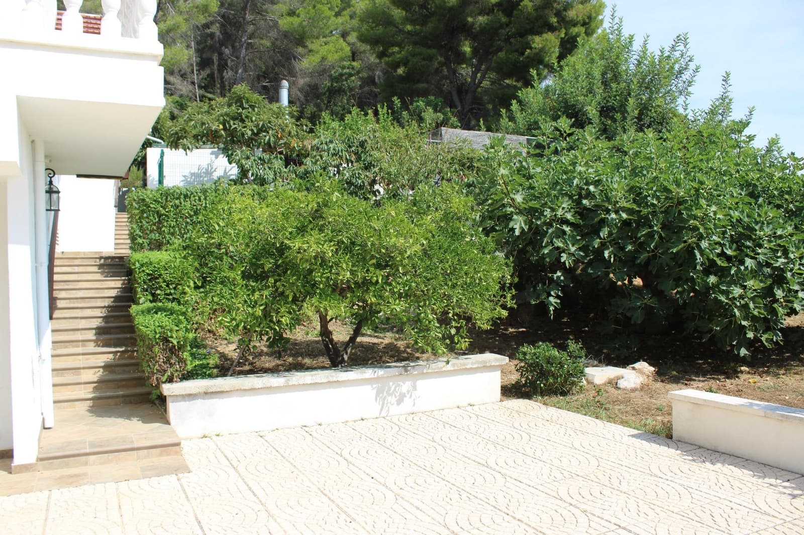 5 bedroom Villa for sale in Oliva - € 530,000 (Ref: 10009223)