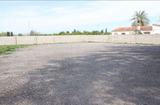 Finca/Hus på landet till salu i Oliva Nova, Oliva - 180 000 € (Ref: 10015706)