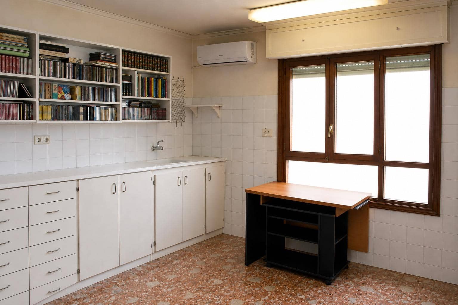 8 sovrum Lägenhet till salu i Oliva - 311 000 € (Ref: 10041259)