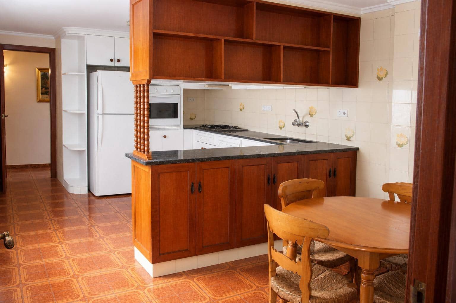 8 sovrum Lägenhet till salu i Oliva - 311 000 € (Ref: 10041259)