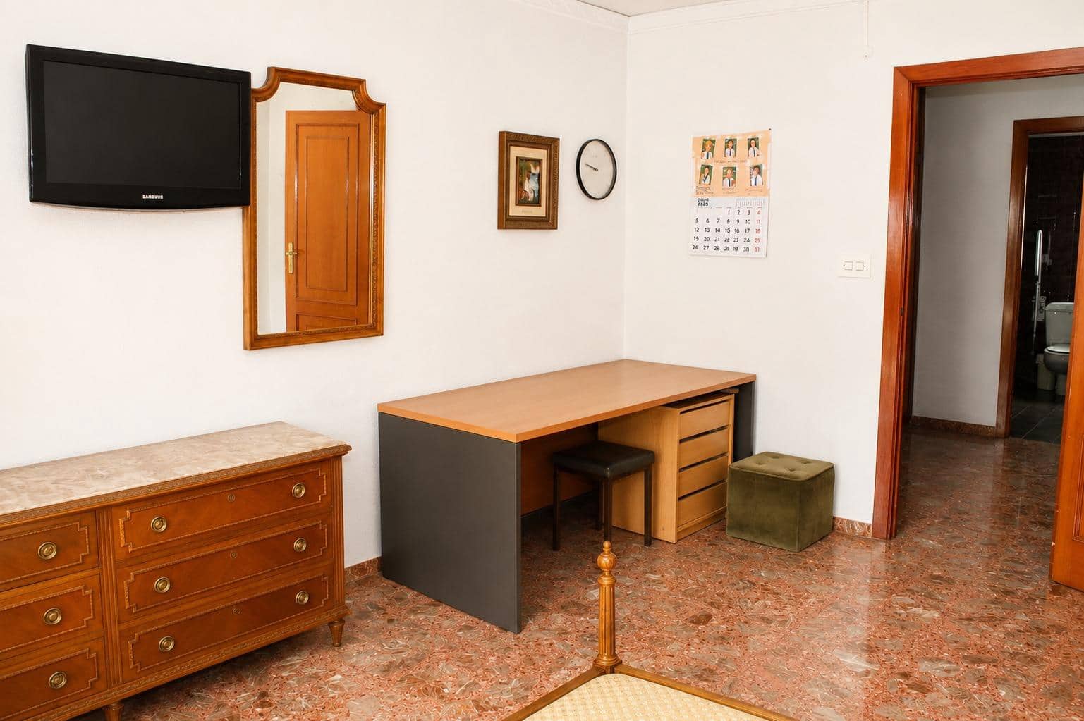 8 sovrum Lägenhet till salu i Oliva - 311 000 € (Ref: 10041259)