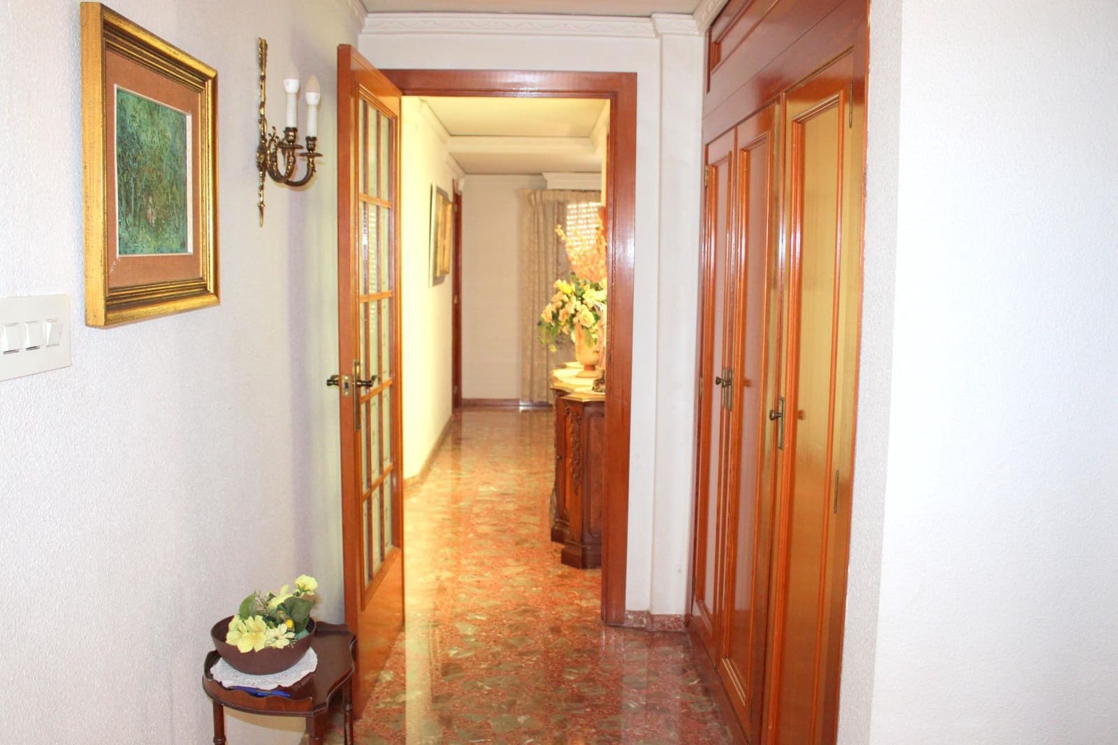 8 sovrum Lägenhet till salu i Oliva - 311 000 € (Ref: 10041259)