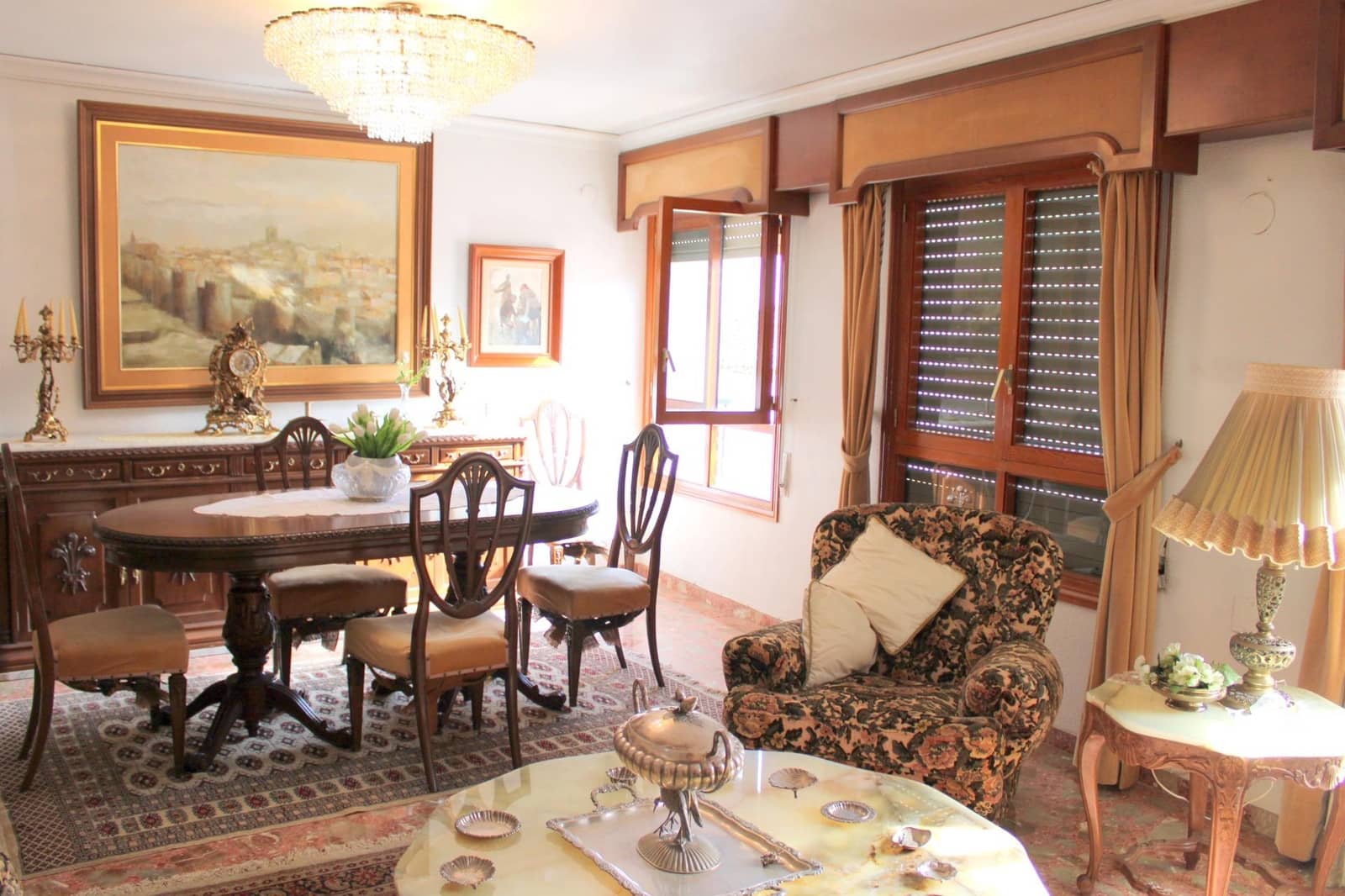 8 sovrum Lägenhet till salu i Oliva - 311 000 € (Ref: 10041259)