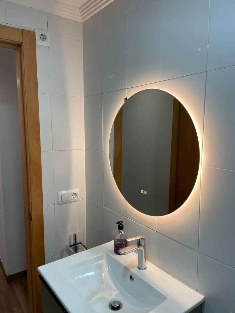 2 soveværelse Lejlighed til leje i Oliva - € 850 (Ref: 10098567)