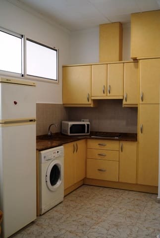 6 bedroom Townhouse for sale in Oliva - € 520,000 (Ref: 8293491)