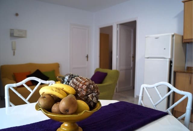 6 bedroom Townhouse for sale in Oliva - € 520,000 (Ref: 8293491)