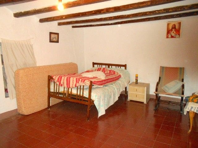 3 sovrum Hus till salu i Oliva - 150 000 € (Ref: 8310946)