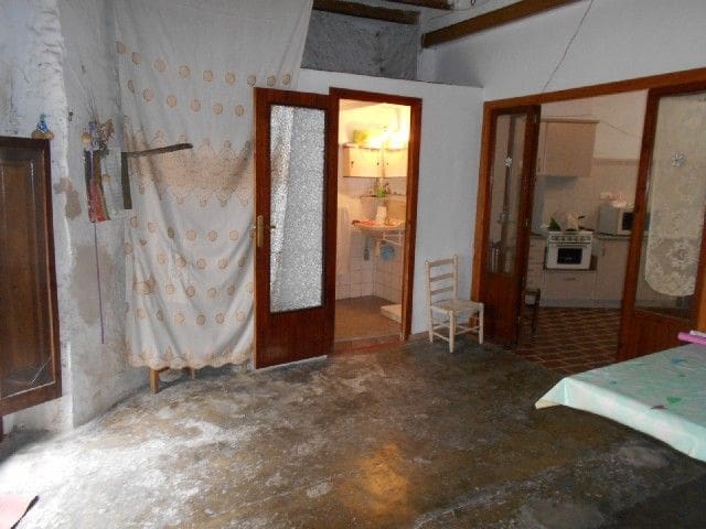 3 sovrum Hus till salu i Oliva - 150 000 € (Ref: 8310946)