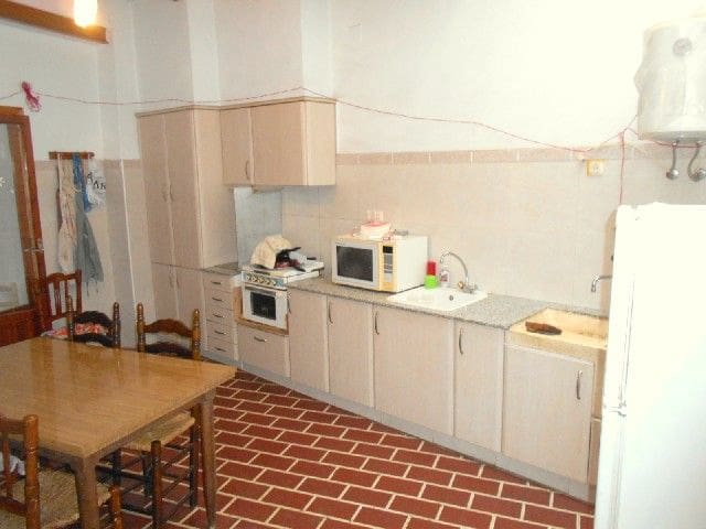 3 sovrum Hus till salu i Oliva - 150 000 € (Ref: 8310946)