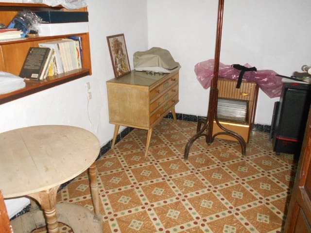 Hotel de 8 habitaciones en Oliva en venta - 220.000 € (Ref: 8327737)